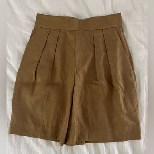 Brand new Theory linen shorts, tan, size 6 new with tags